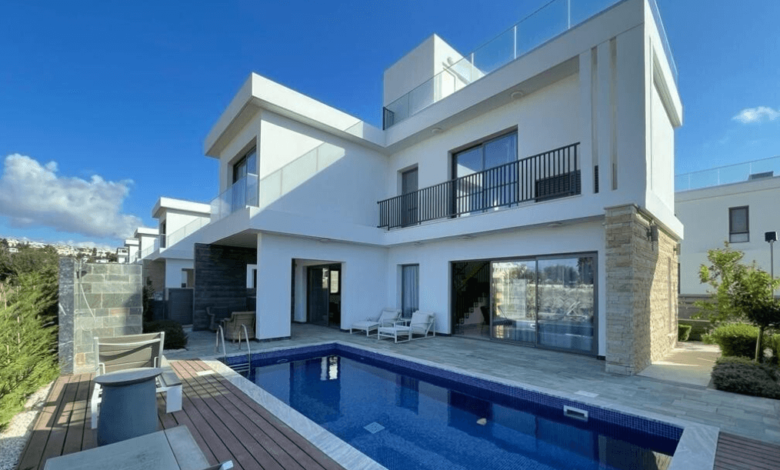 Tips for Buying Luxury Homes in Italy and Beyond